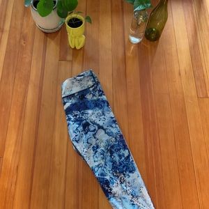 Marbled capris work out legging